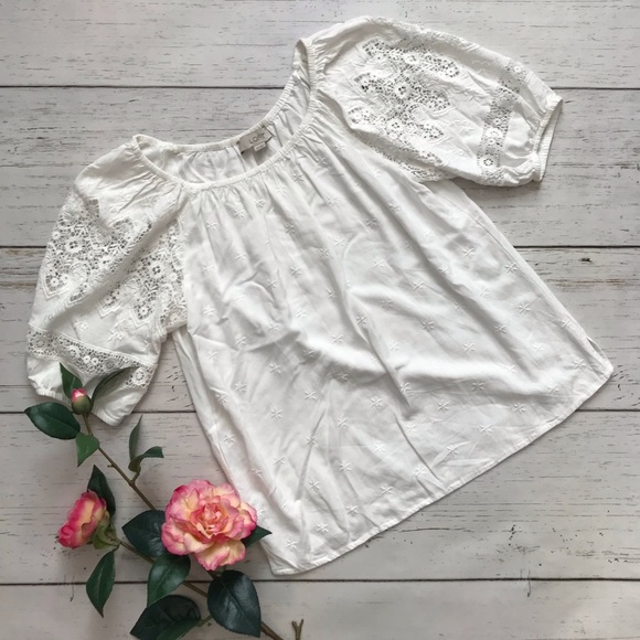 LOFT Tops - LOFT White Eyelet Lace Top
